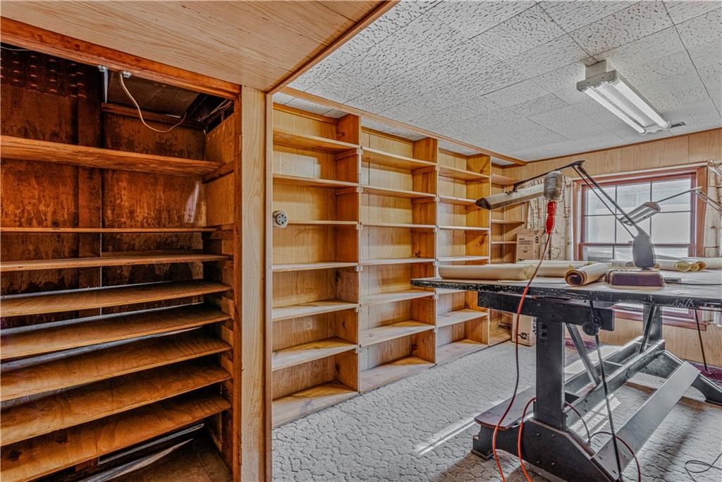 619 E Linwood Avenue — photo 44