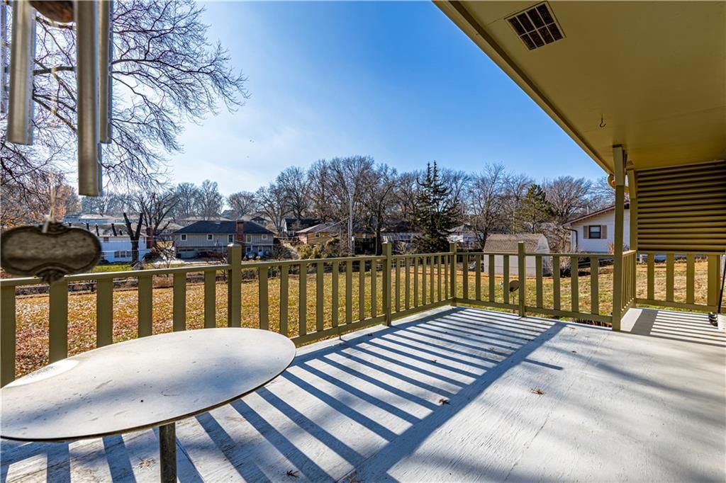 619 E Linwood Avenue — photo 6
