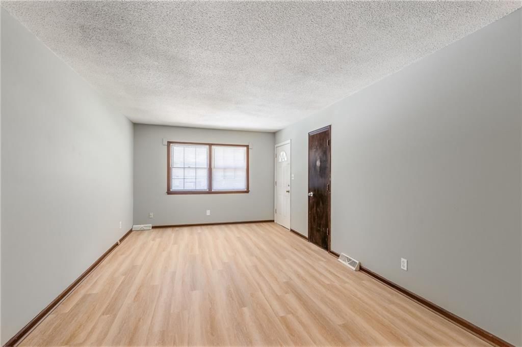 2322/4 N 75TH Street — photo 5