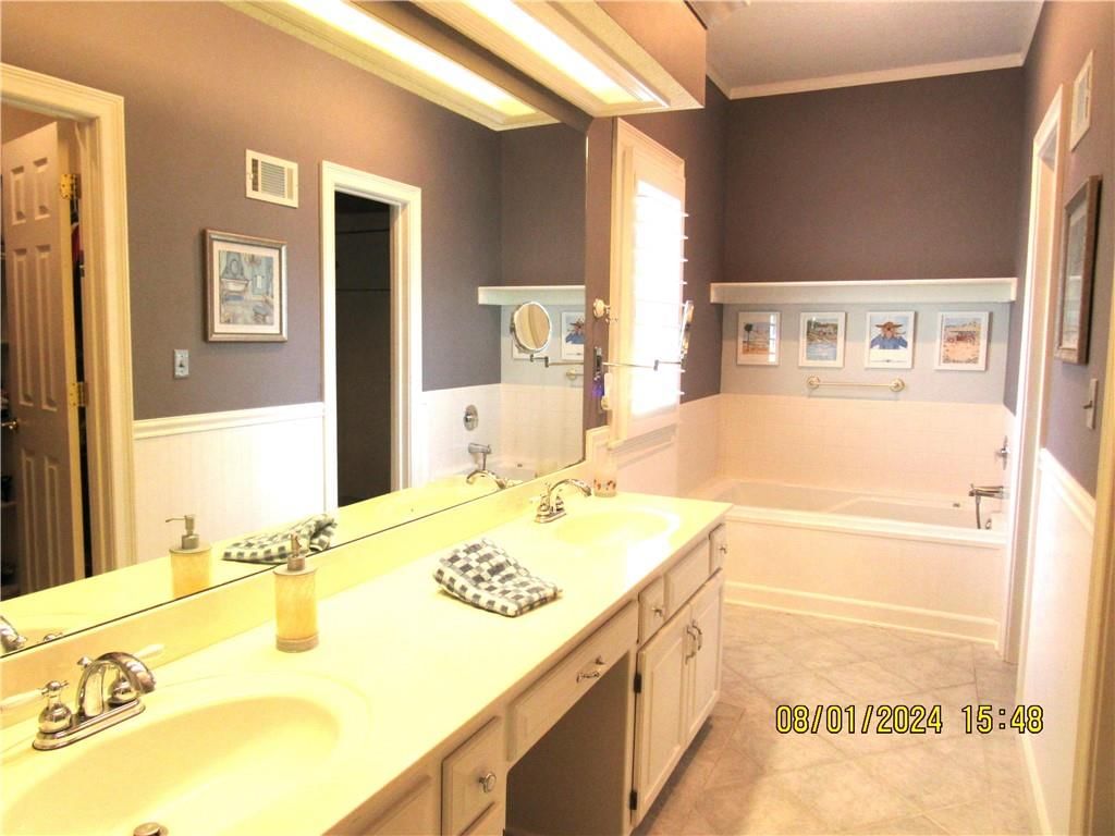 13009 McGee Avenue — photo 21