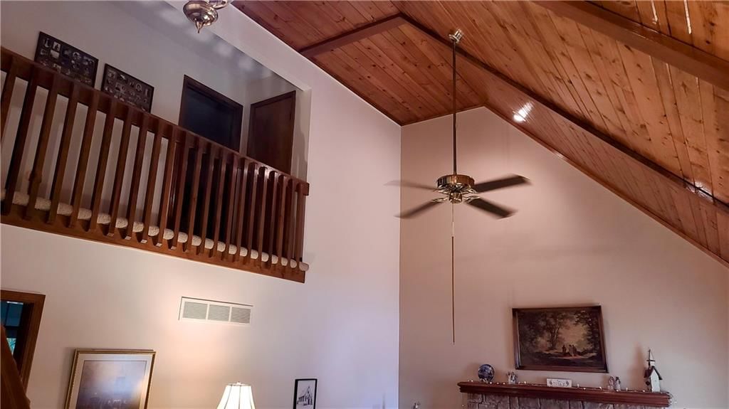 1034 Pineview Street — photo 7