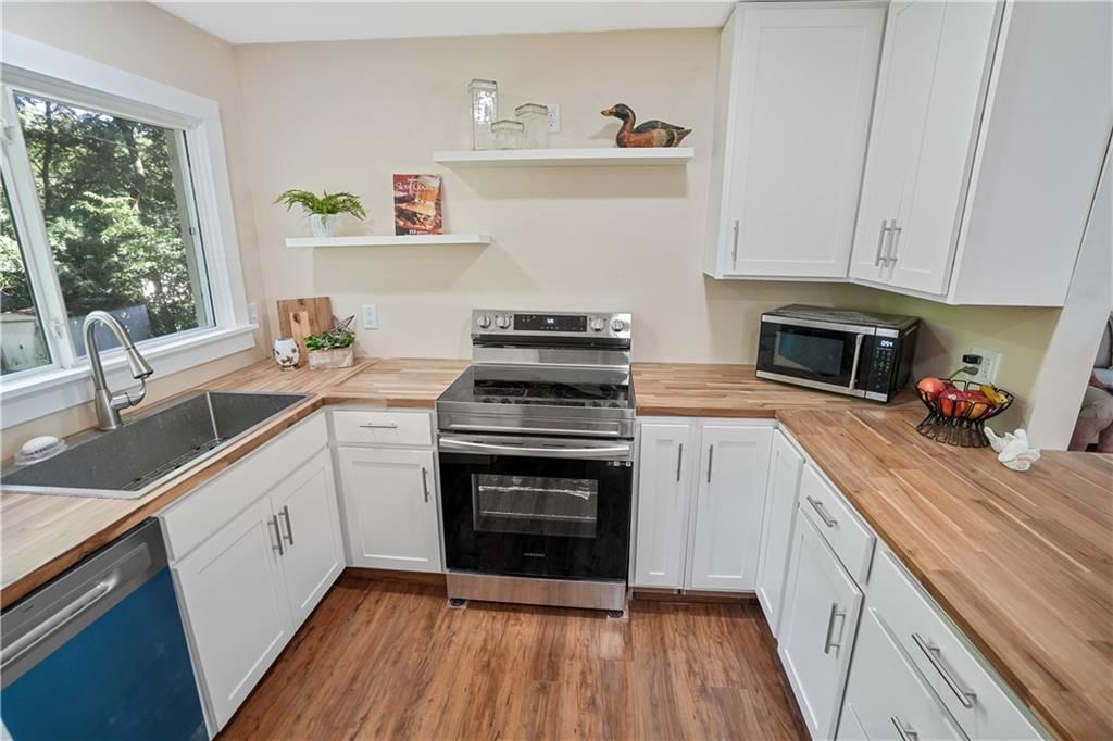 17229 Monte Verde Drive — photo 10