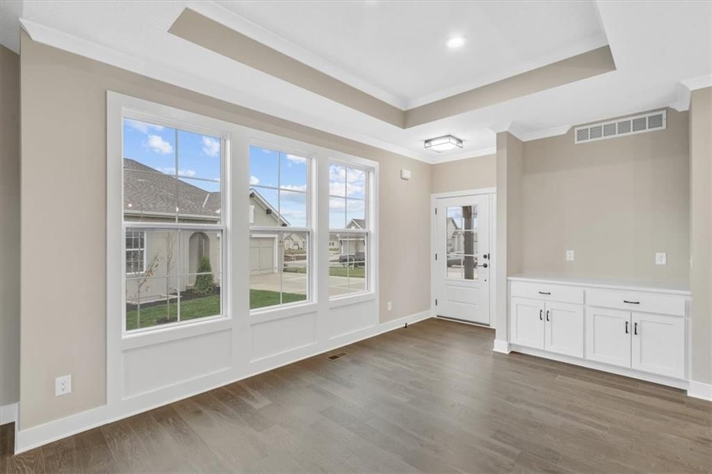 8262 Aurora Street — photo 3