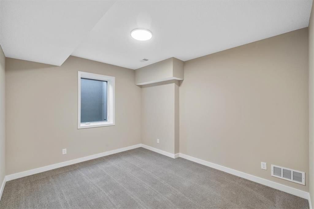 8262 Aurora Street — photo 24