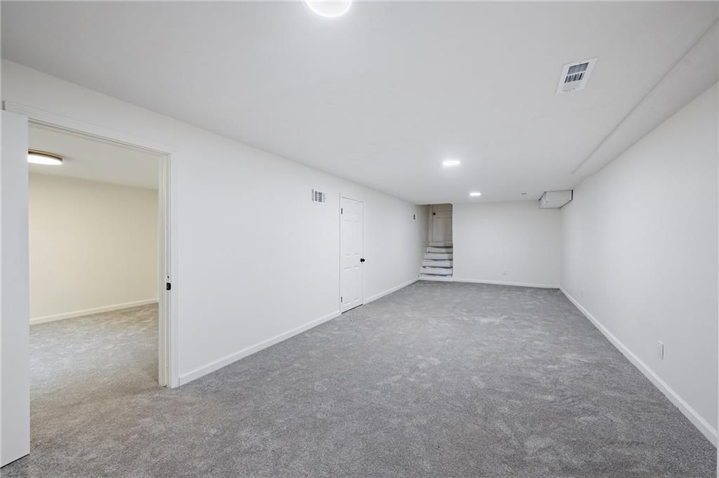 9419 Outlook Drive — photo 29