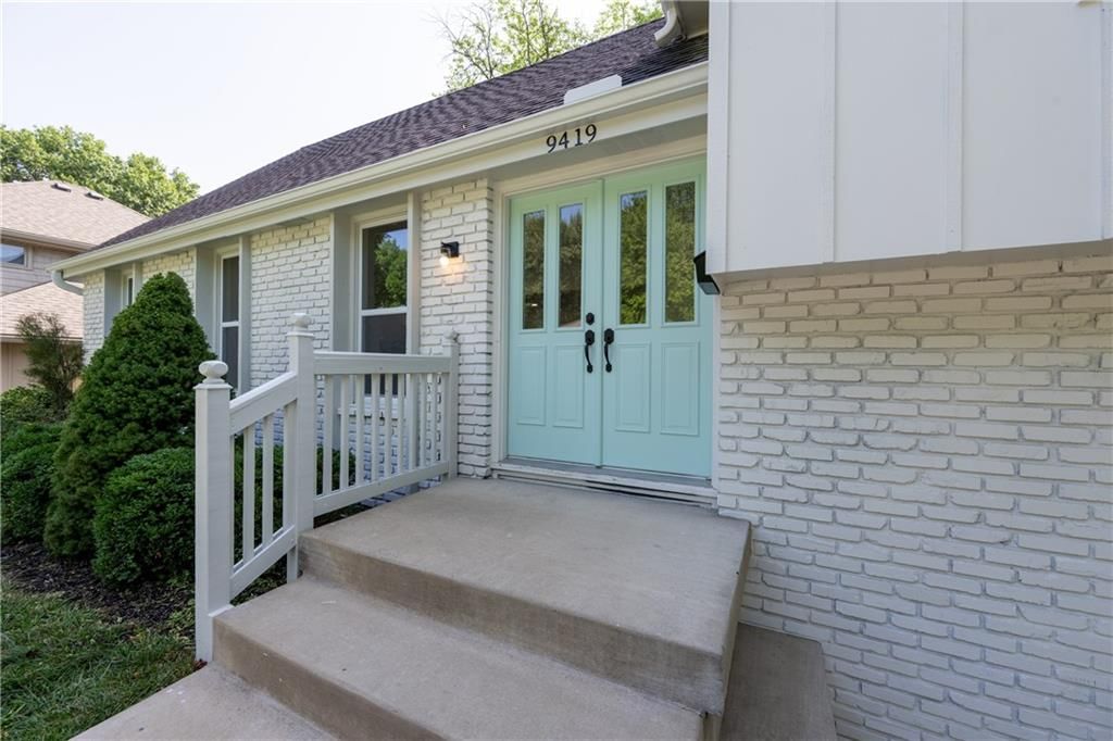 9419 Outlook Drive — photo 34