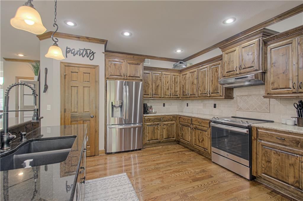 25019 W 86 Street — photo 13
