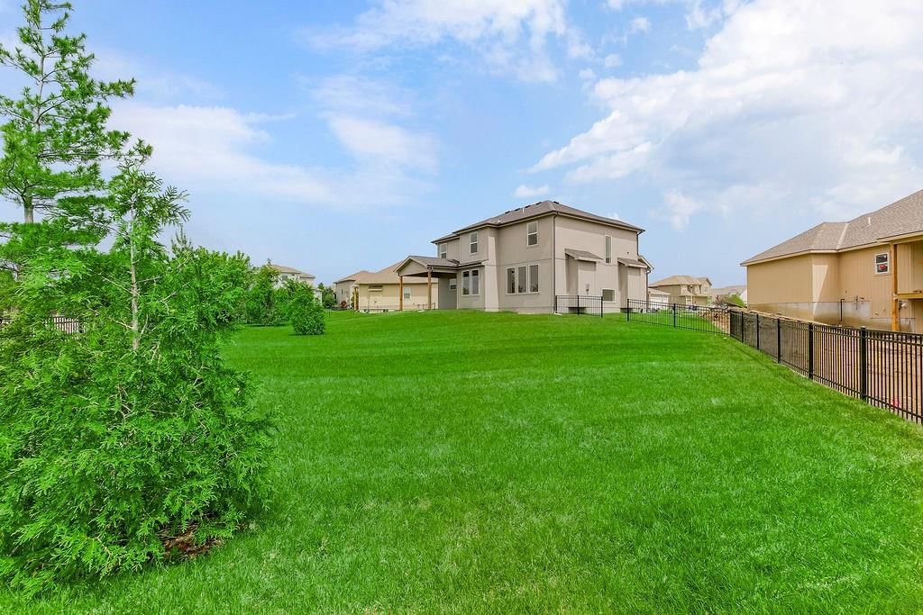 16593 W 165th Place — photo 32