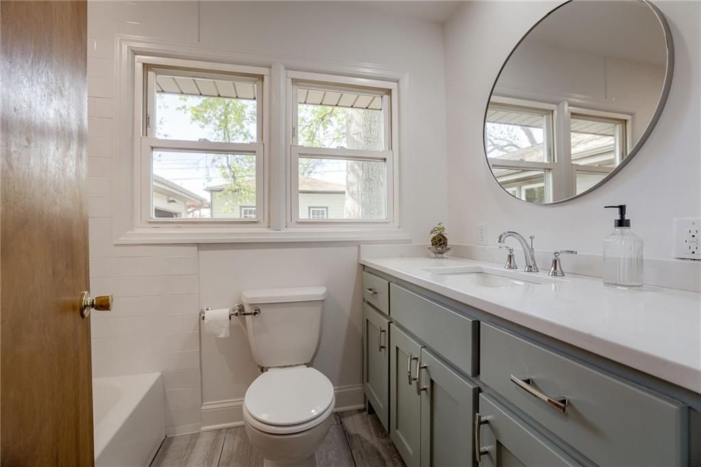 7039 N Charlotte Street — photo 16