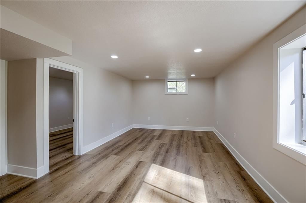 7039 N Charlotte Street — photo 20