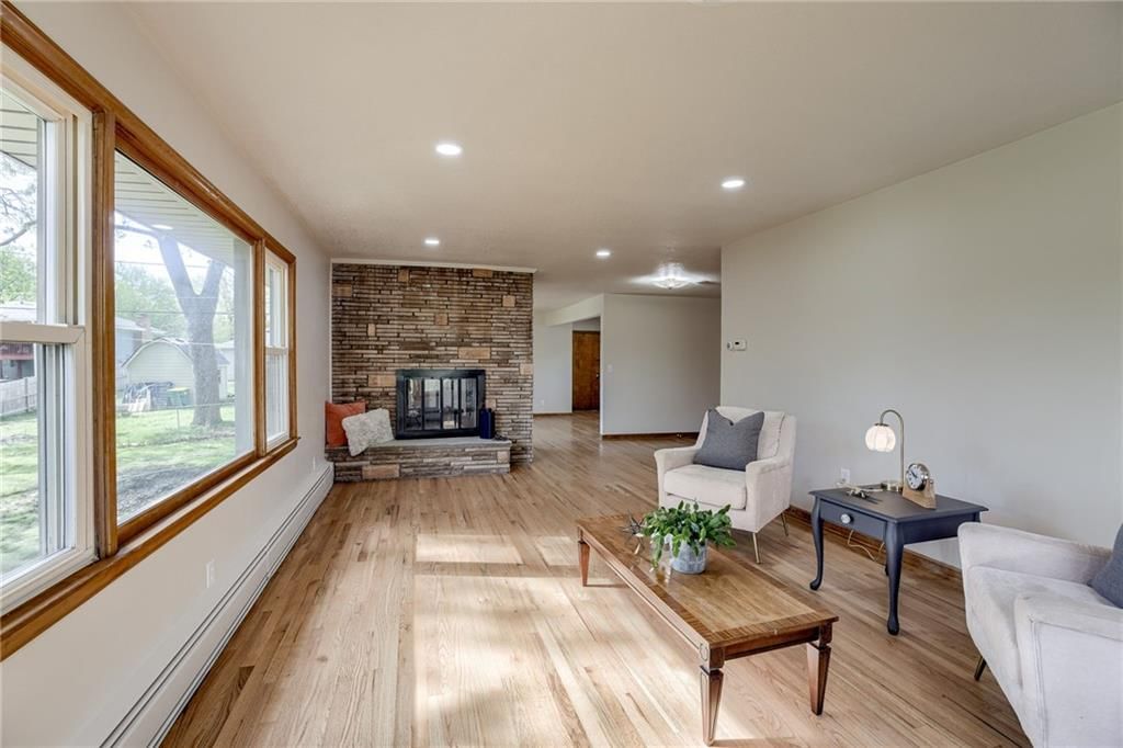 7039 N Charlotte Street — photo 6
