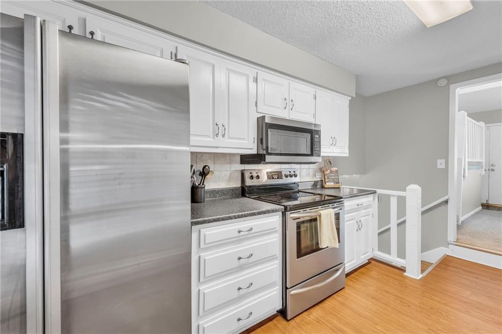 11969 W 66th Street — photo 12
