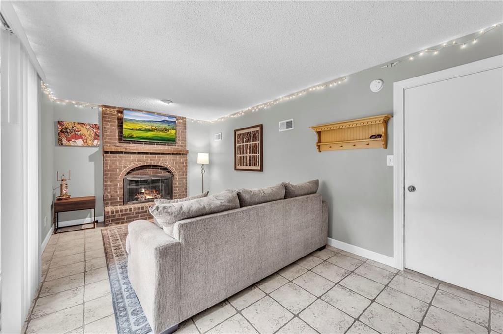 11969 W 66th Street — photo 15
