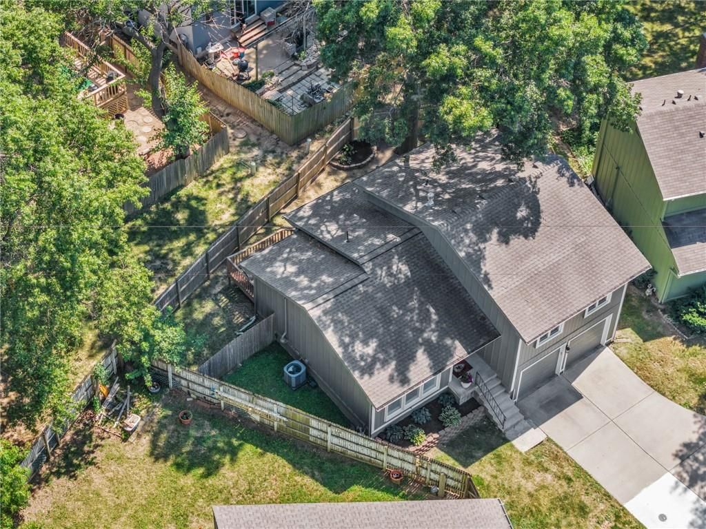 11969 W 66th Street — photo 35
