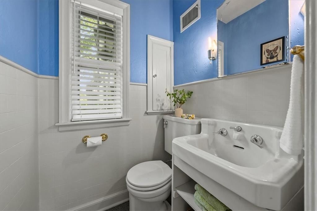 2607 W 49th Terrace — photo 33