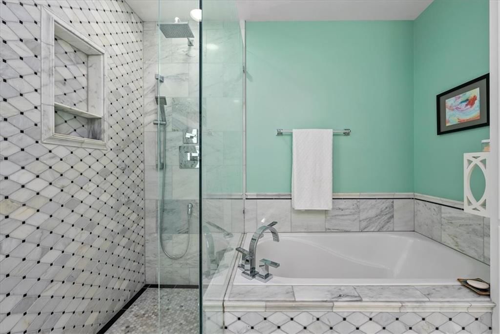 2607 W 49th Terrace — photo 47