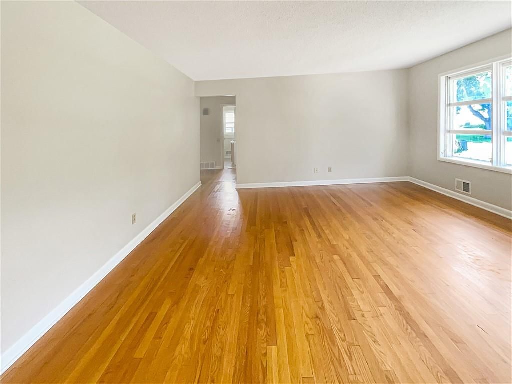 2537 N 46th Terrace — photo 6