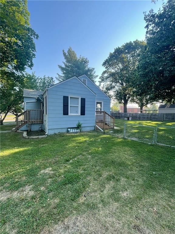 3901 CRESTVIEW Road — photo 5
