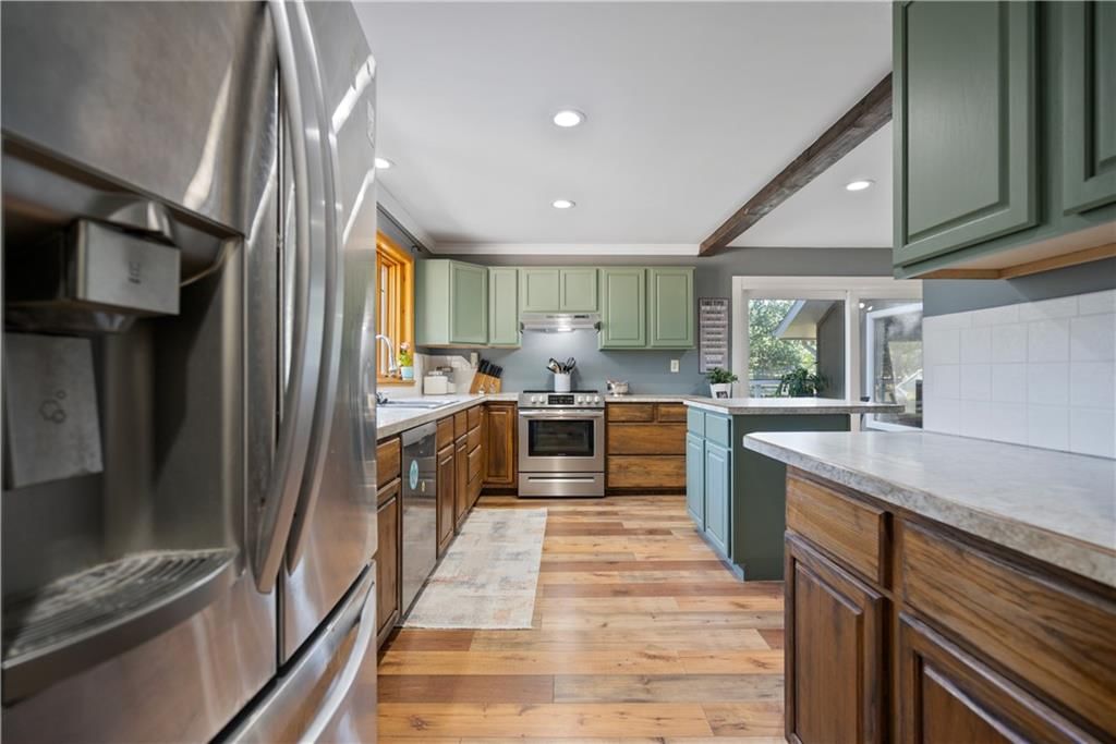 2924 Crown Drive — photo 18