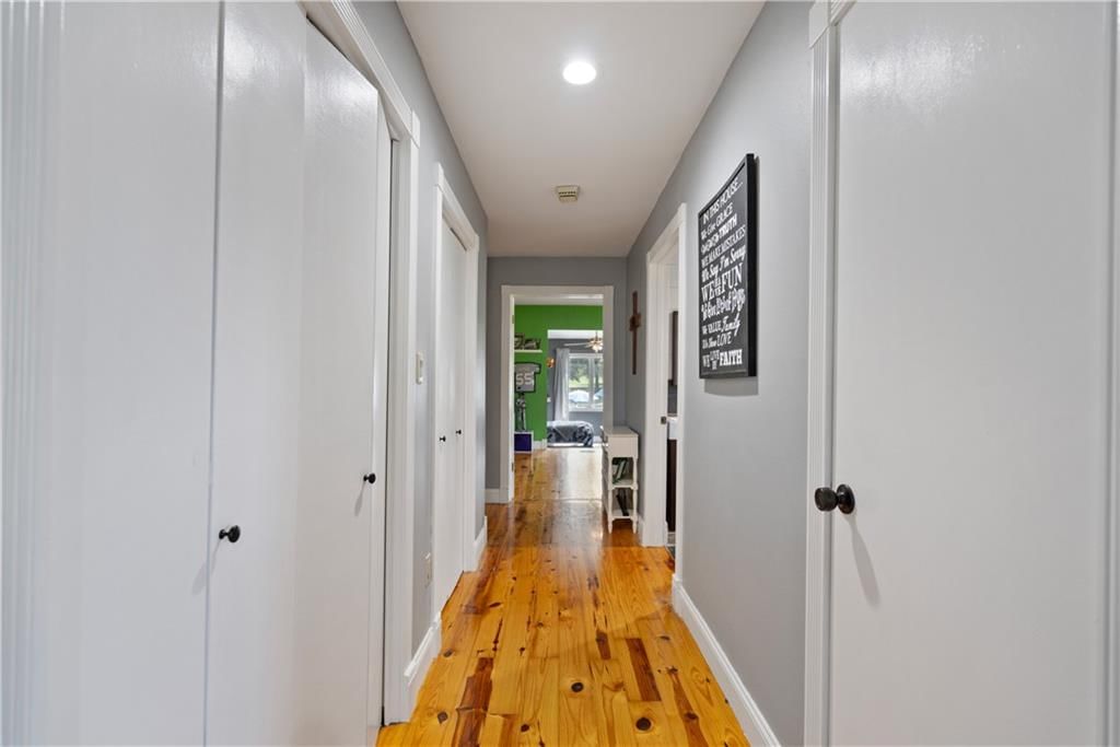 2924 Crown Drive — photo 32