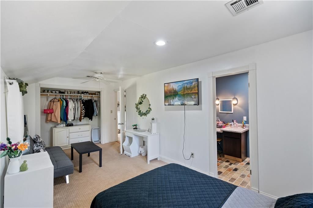2924 Crown Drive — photo 49