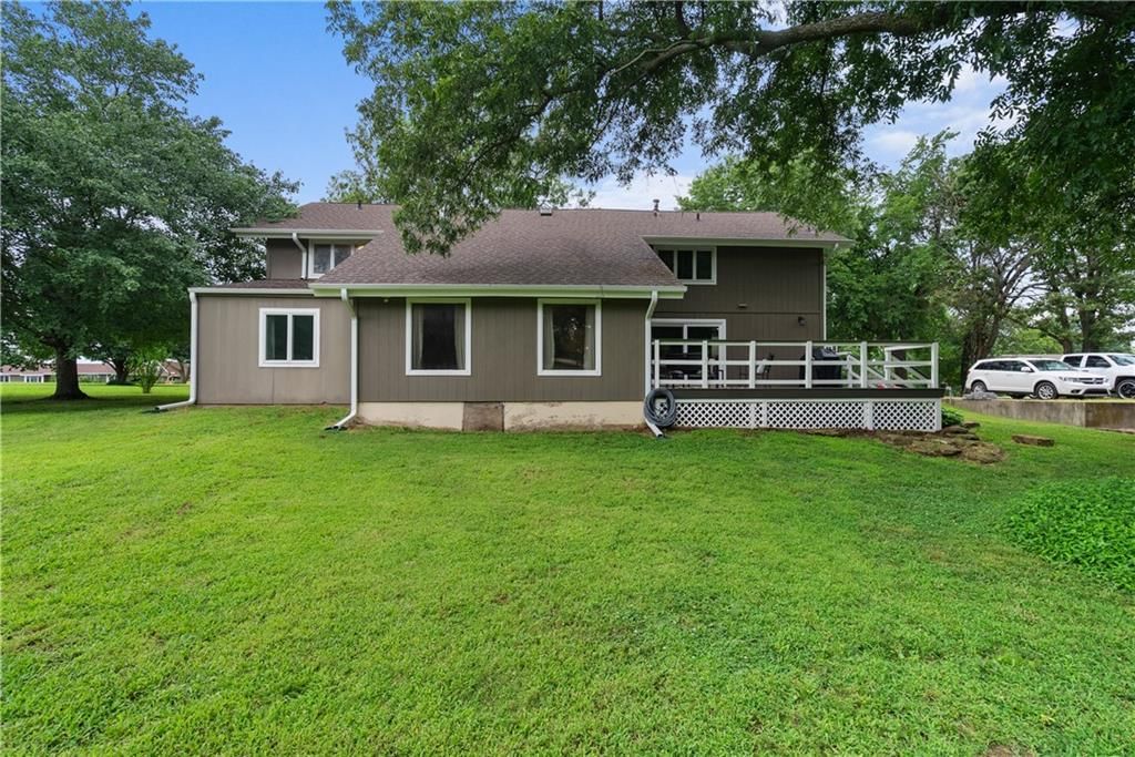 2924 Crown Drive — photo 63