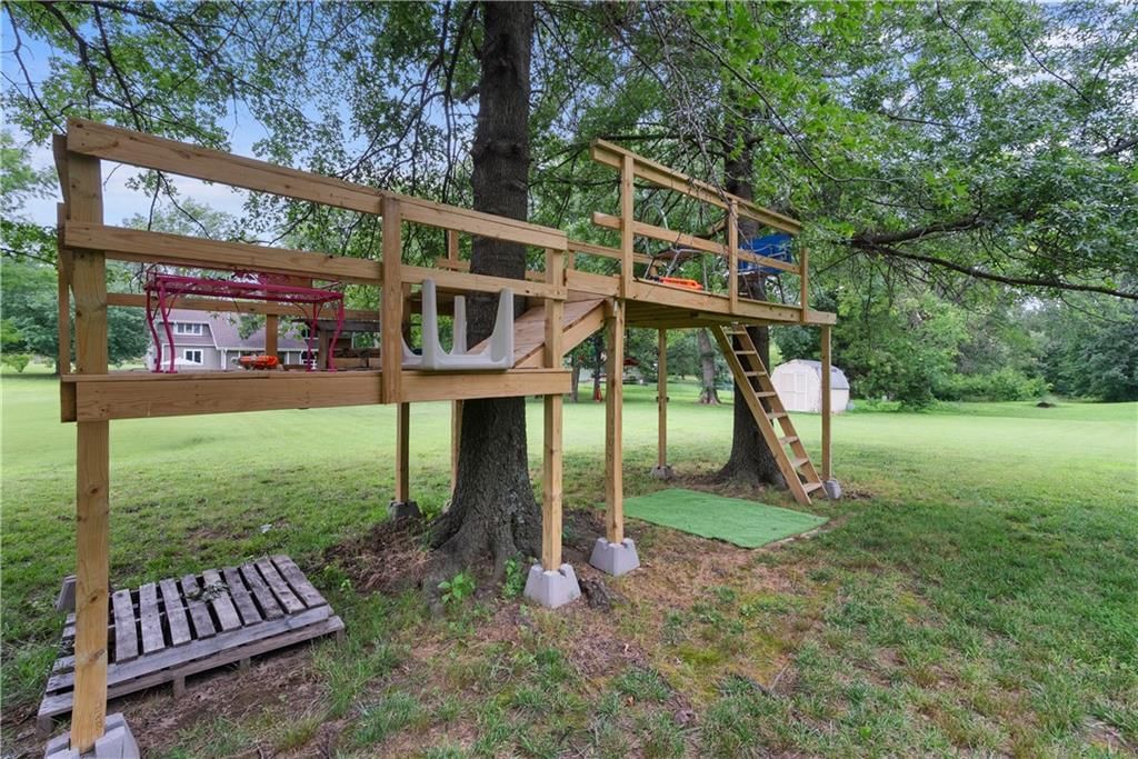 2924 Crown Drive — photo 68