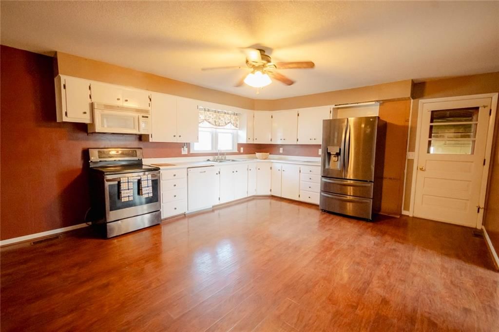 9234 NE State Route BB Highway — photo 11