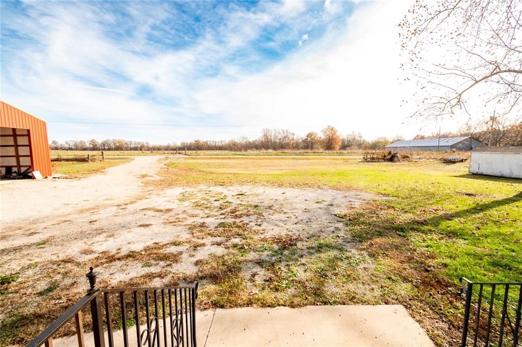 9234 NE State Route BB Highway — photo 31