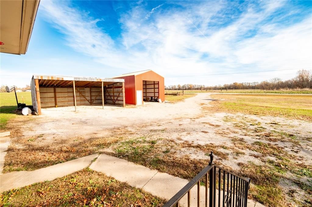 9234 NE State Route BB Highway — photo 38
