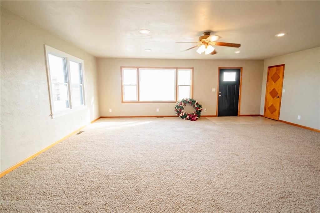 9234 NE State Route BB Highway — photo 8