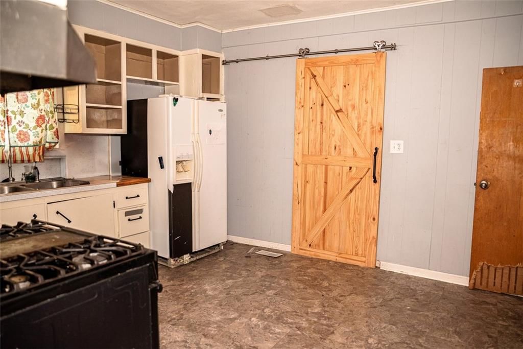 814 N Poplar st. Street — photo 17