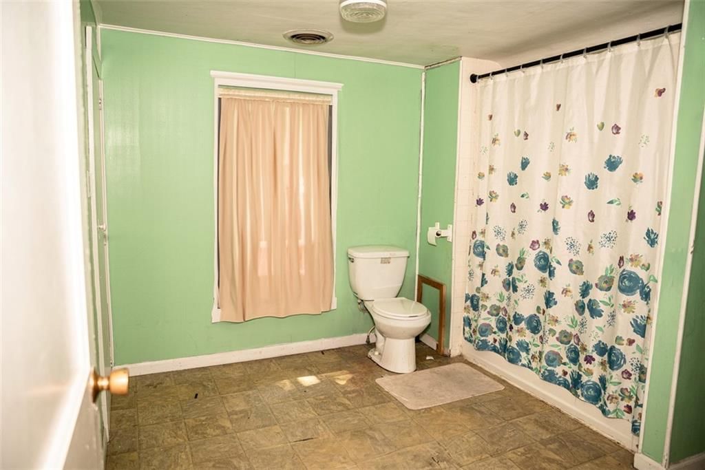 814 N Poplar st. Street — photo 19