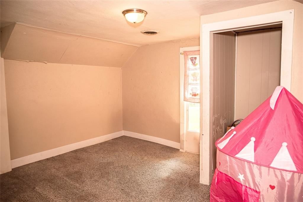 814 N Poplar st. Street — photo 25