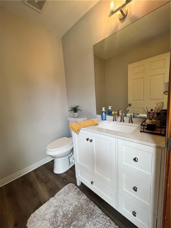 824 S MILLS Street — photo 13