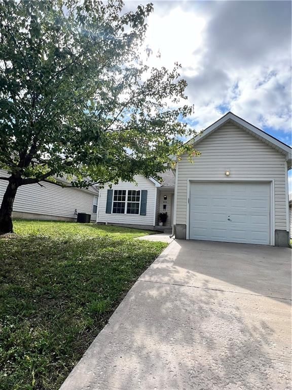 824 S MILLS Street — photo 15
