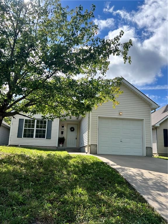 824 S MILLS Street — photo 17