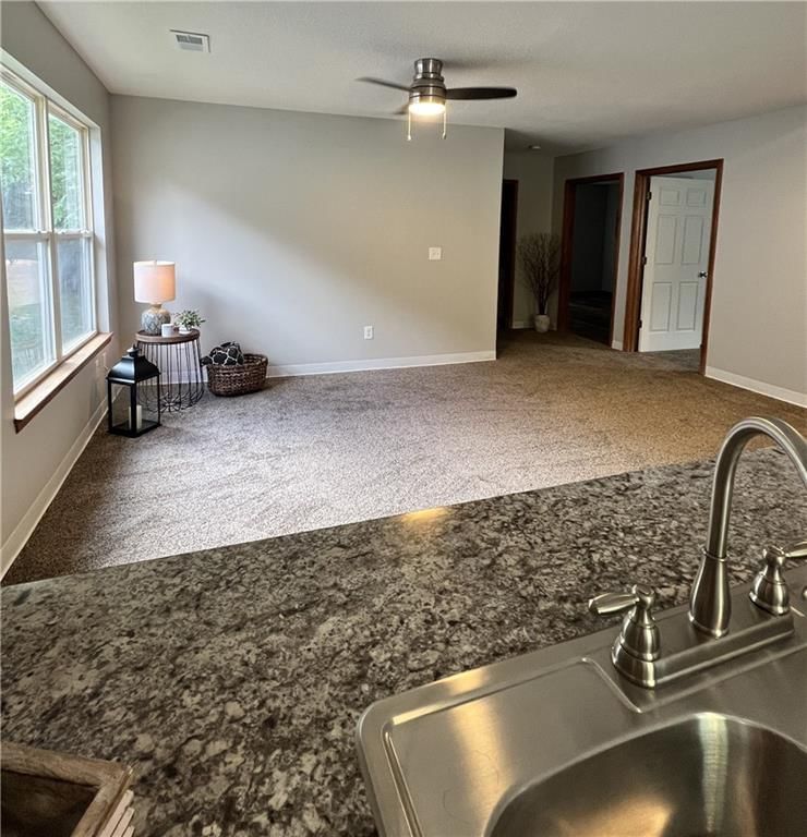 824 S MILLS Street — photo 10