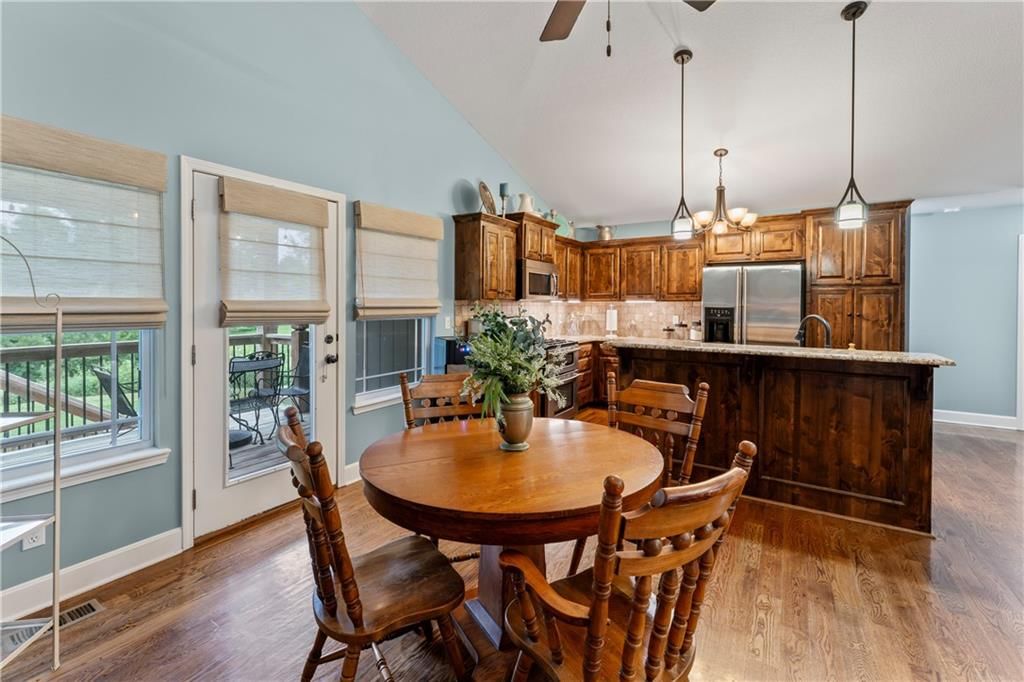 1409 Arrowwood Drive — photo 11