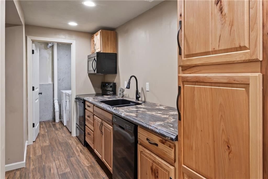 1409 Arrowwood Drive — photo 31