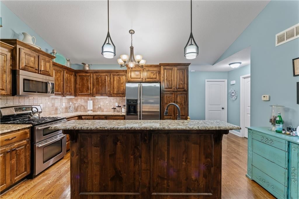 1409 Arrowwood Drive — photo 9