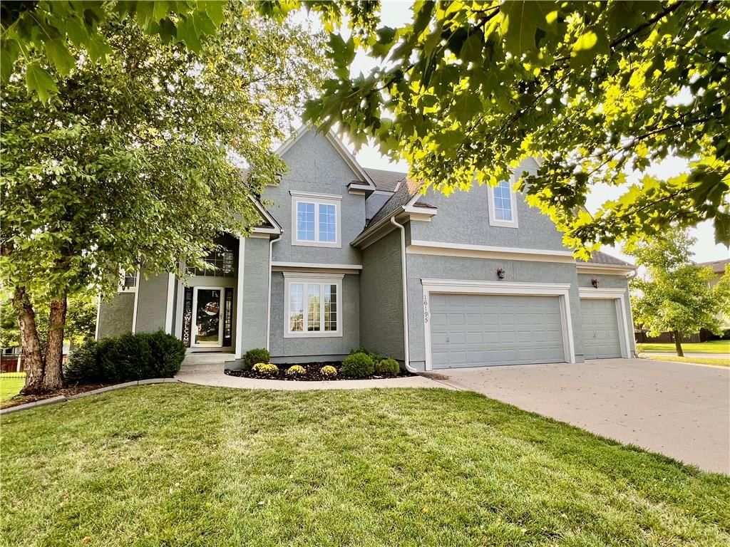 16195 S Bradley Drive — photo 2