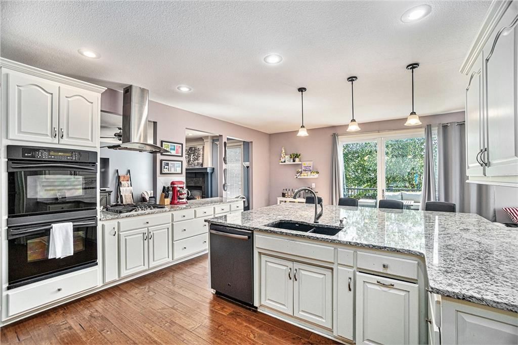 16195 S Bradley Drive — photo 3