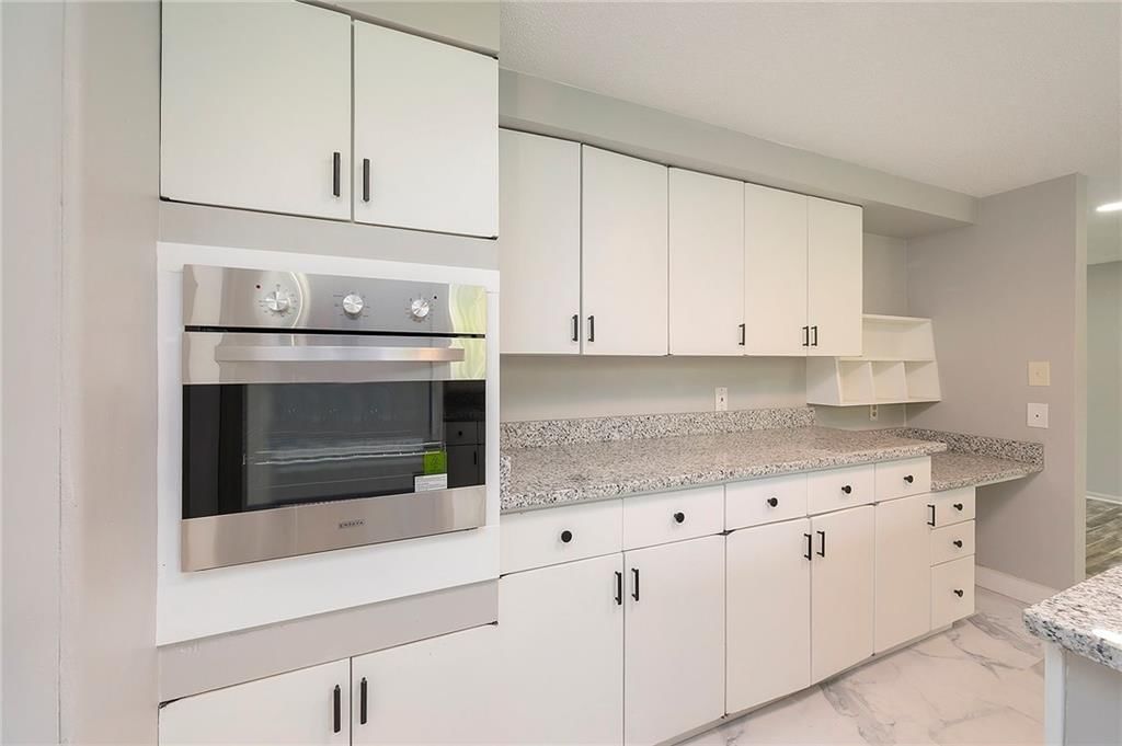 2401 N 35th Street — photo 10