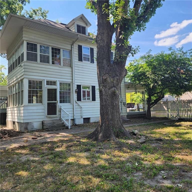502 S 2nd St Street — photo 24