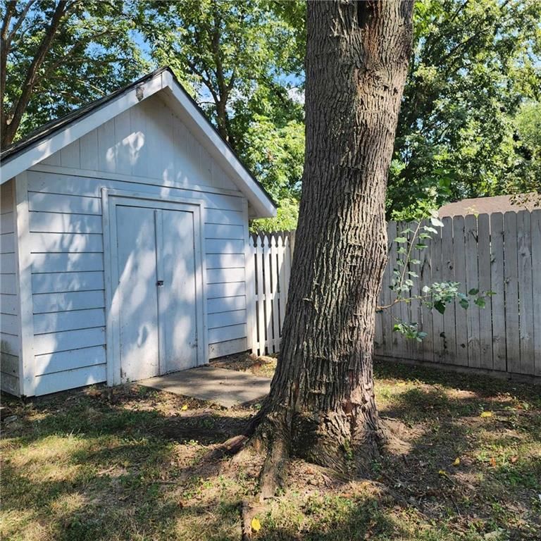 502 S 2nd St Street — photo 25