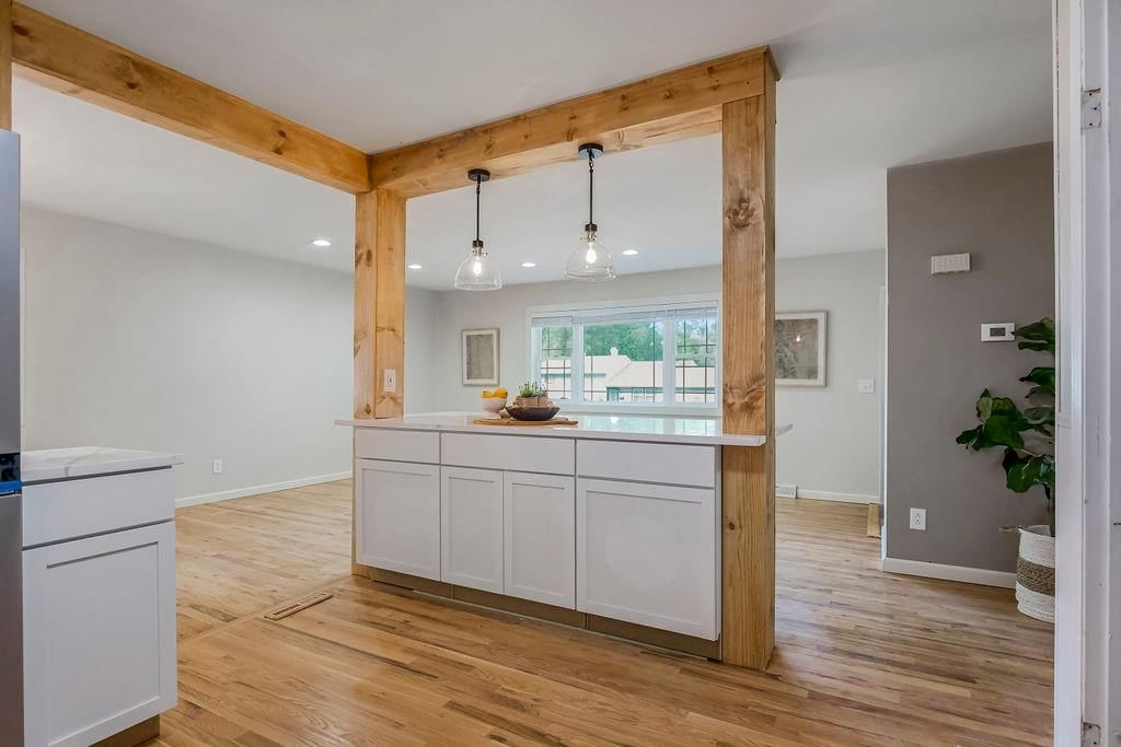 5328 N Smalley Avenue — photo 10