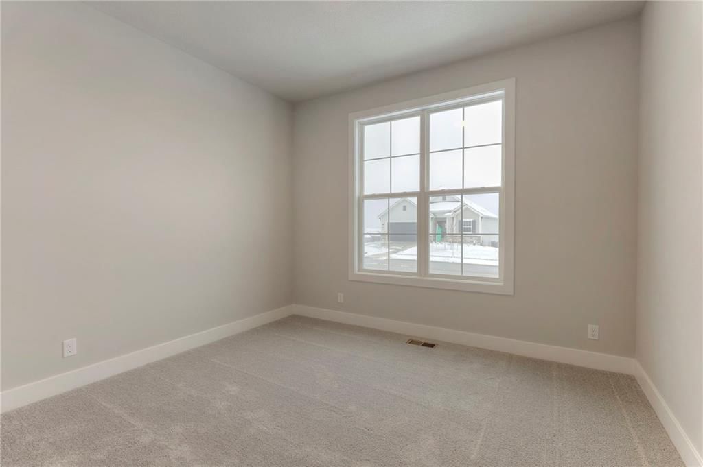 15341 W 173rd Terrace — photo 41