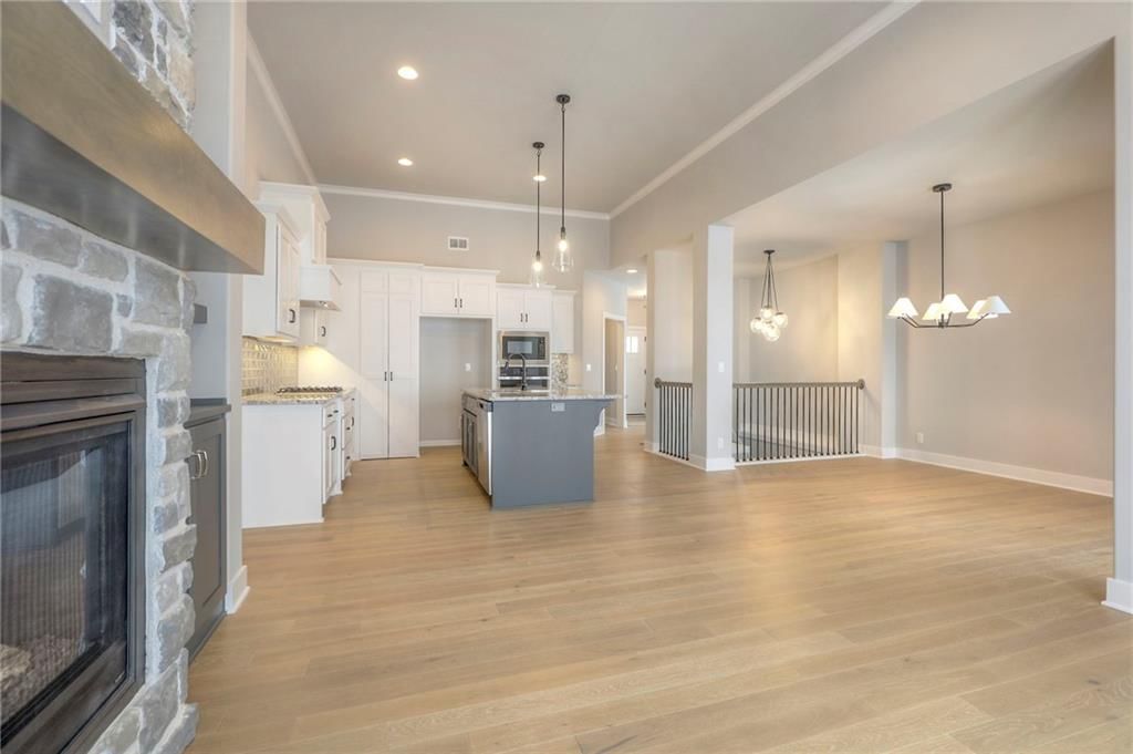 15341 W 173rd Terrace — photo 51
