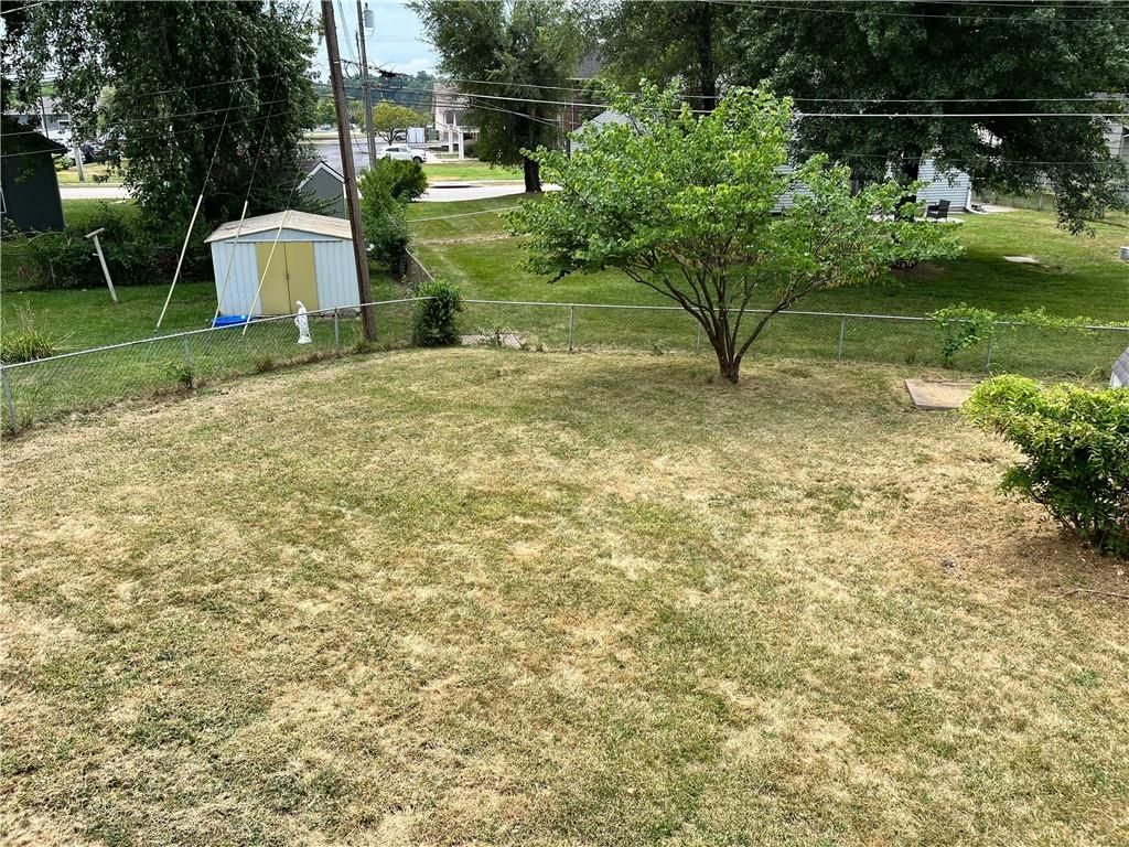 406 Village Drive — photo 35